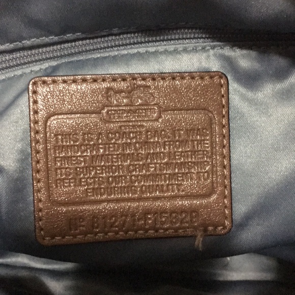 Authentic Coach signature style purse - Picture 4 of 5
